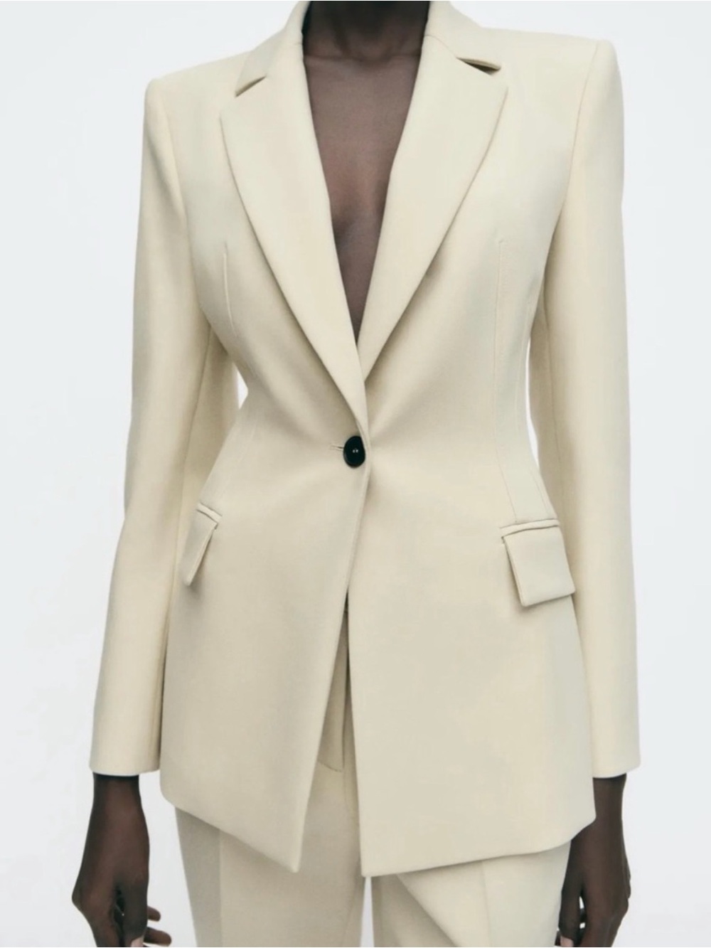 Zara Ivory Fitted Tailored Blazer – Size S